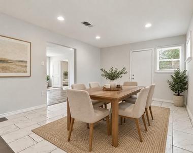 5635 Belarbor Street - Photo Thumbnail 4