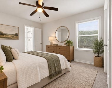 5635 Belarbor Street - Photo Thumbnail 11