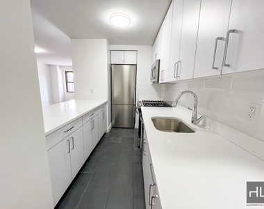 East 89th Street - Photo Thumbnail 1