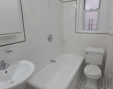 West 13 Street - Photo Thumbnail 2