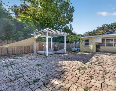 1208 Pat Avenue - Photo Thumbnail 2
