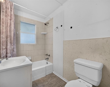 1208 Pat Avenue - Photo Thumbnail 12
