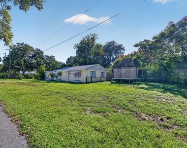 1208 Pat Avenue - Photo Thumbnail 24