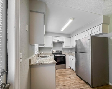 690 Lilac Road - Photo Thumbnail 5