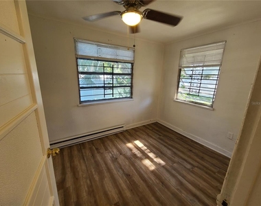 1060 18th Avenue S - Photo Thumbnail 21
