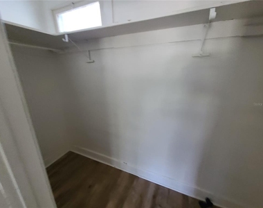 1060 18th Avenue S - Photo Thumbnail 12