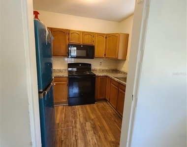 1060 18th Avenue S - Photo Thumbnail 26