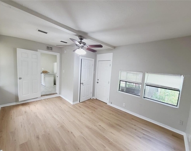 2929 4th Avenue S - Photo Thumbnail 15