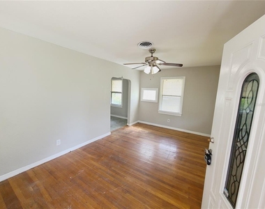 2929 4th Avenue S - Photo Thumbnail 5