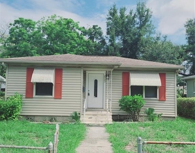 2929 4th Avenue S - Photo Thumbnail 2