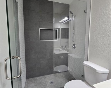 13241 Opal Court - Photo Thumbnail 32