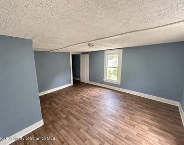 161 N Main Street - Photo Thumbnail 5