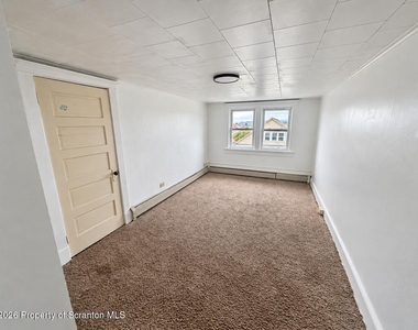 930 S Hanover Street - Photo Thumbnail 10