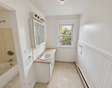 930 S Hanover Street - Photo Thumbnail 5
