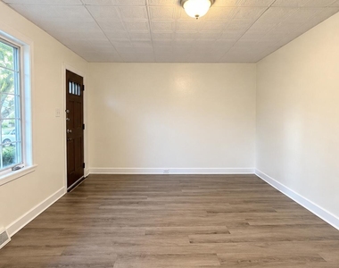 307 N Everett Avenue - Photo Thumbnail 7