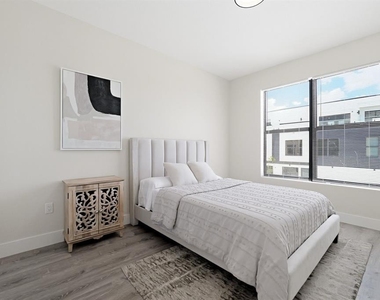8455 Modano Place - Photo Thumbnail 14