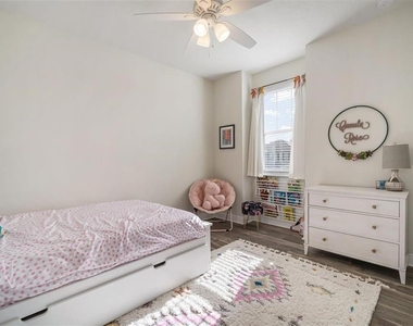 19399 Long Lake Ranch Blvd - Photo Thumbnail 15