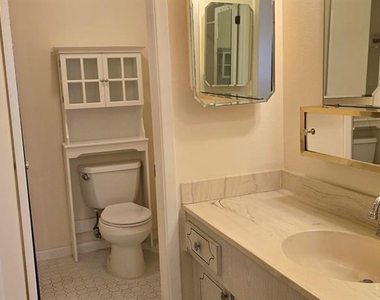 5521 80th Street N - Photo Thumbnail 14