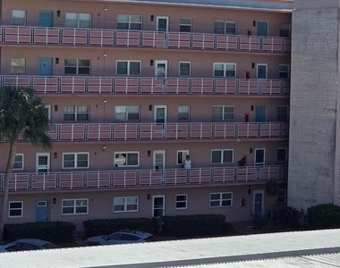 5521 80th Street N - Photo Thumbnail 15