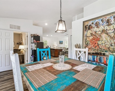 1627 Hammocks Avenue - Photo Thumbnail 6