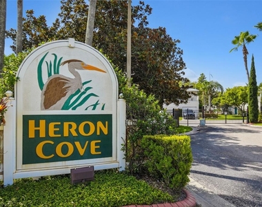 1627 Hammocks Avenue - Photo Thumbnail 51