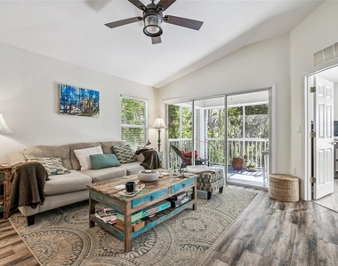 1627 Hammocks Avenue - Photo Thumbnail 11