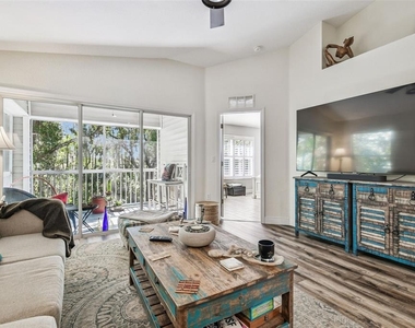 1627 Hammocks Avenue - Photo Thumbnail 12
