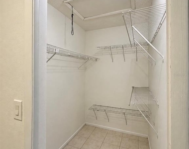 2034 Sheffield Court - Photo Thumbnail 23