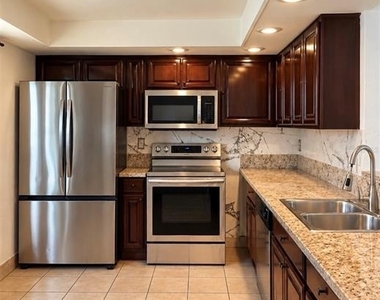 2034 Sheffield Court - Photo Thumbnail 4
