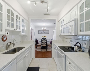 2039 Pine Ridge Drive - Photo Thumbnail 15