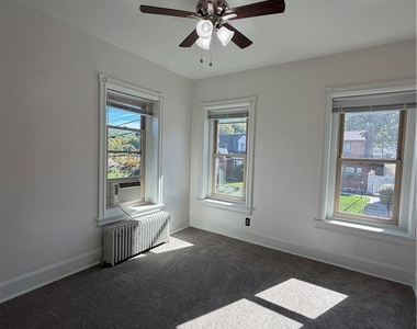 1559 Broadway Street - Photo Thumbnail 8