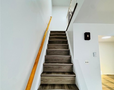 213 Old Forge Drive - Photo Thumbnail 5