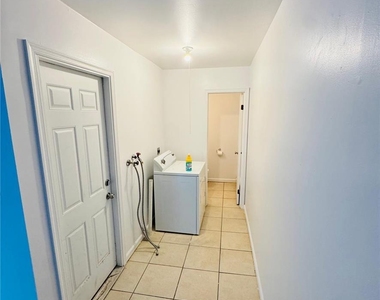 213 Old Forge Drive - Photo Thumbnail 22