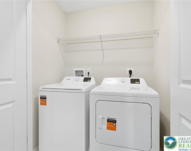1074 Meadowlark Drive - Photo Thumbnail 26