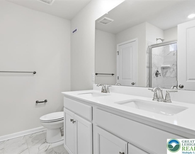 1076 Meadowlark Drive - Photo Thumbnail 18