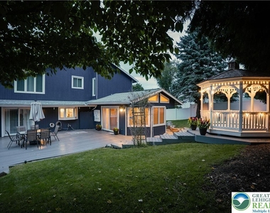 2210 Greenwood Road - Photo Thumbnail 60
