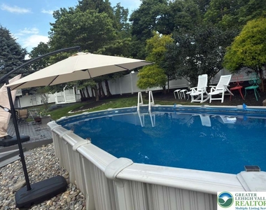 2210 Greenwood Road - Photo Thumbnail 53