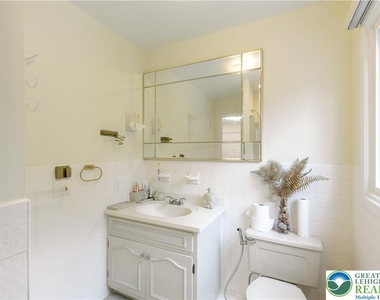 2210 Greenwood Road - Photo Thumbnail 49