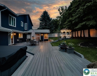2210 Greenwood Road - Photo Thumbnail 58