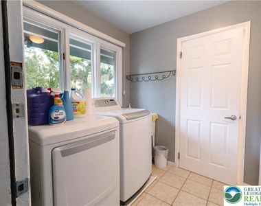 2210 Greenwood Road - Photo Thumbnail 25