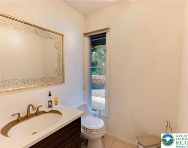 2210 Greenwood Road - Photo Thumbnail 23