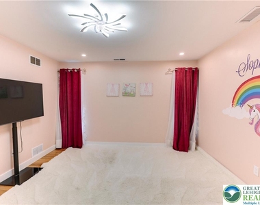 2210 Greenwood Road - Photo Thumbnail 42
