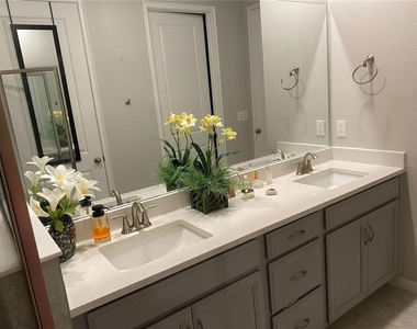 3781 Laughing Dove Avenue - Photo Thumbnail 8