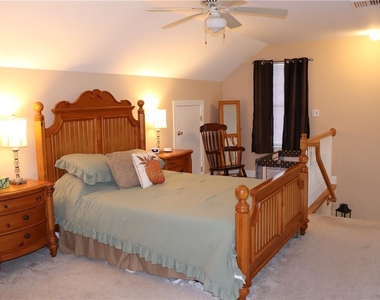 1785 Chateau Place - Photo Thumbnail 16
