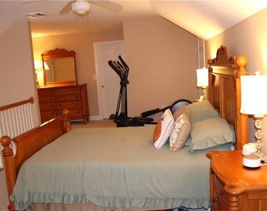 1785 Chateau Place - Photo Thumbnail 15
