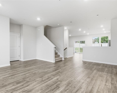 1078 Meadowlark Drive - Photo Thumbnail 5