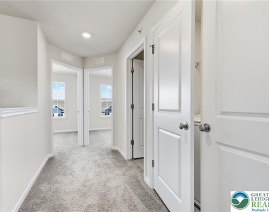 1080 Meadowlark Drive - Photo Thumbnail 25