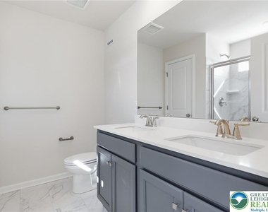 1080 Meadowlark Drive - Photo Thumbnail 19