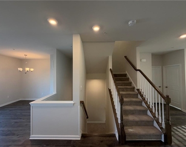1129 Turnstone Drive - Photo Thumbnail 5