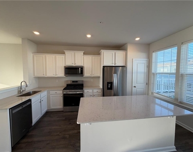 1129 Turnstone Drive - Photo Thumbnail 2